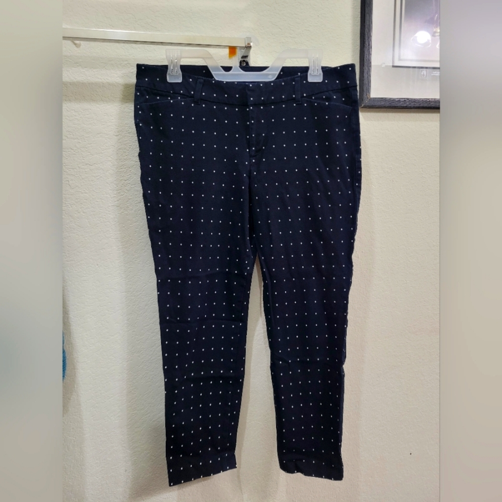 Old Navy black pixie pant